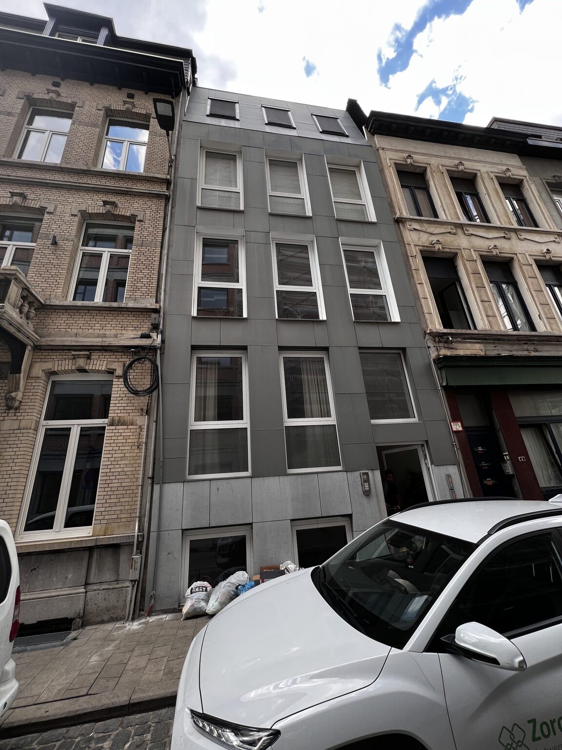 De woning in Brussel waar de vochtwerken werden uitgevoerd